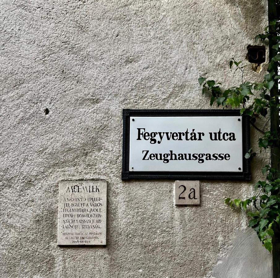Varga Apartman Sopron Eksteriør billede